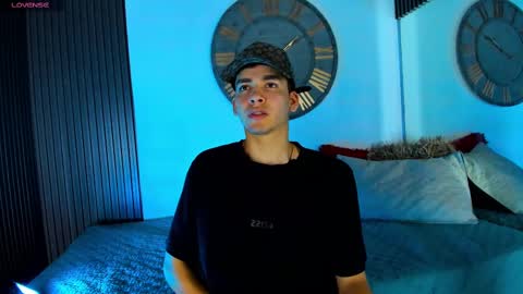 Mike 0233 online show from 02/22/25, 05:44