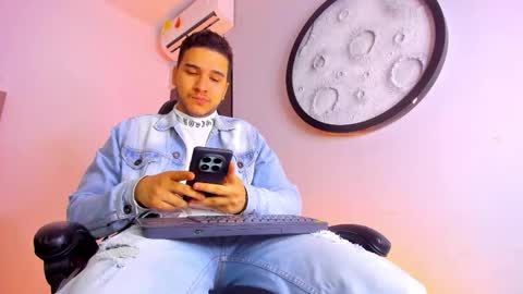 Mike  online show from 01/13/26, 11:48