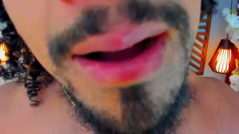   online show from 05/09/26, 05:12