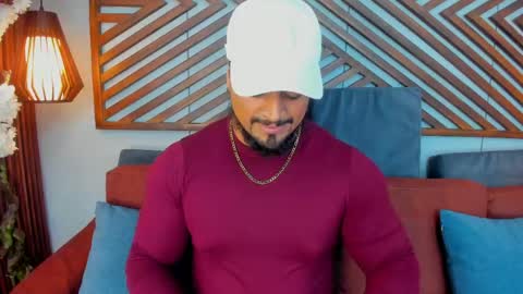   online show from 05/12/26, 05:48