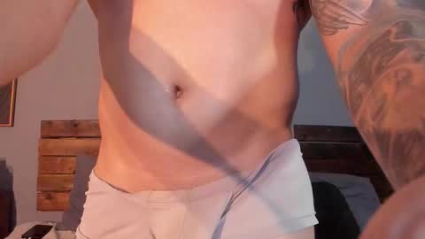 Snapshot of mike_montoya chatting on 02/20/26, 01:24 Mike Montoya online show from 02/20/26, 01:24