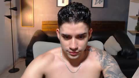 Snapshot of mike_montoya chatting on 03/27/26, 03:01 Mike Montoya online show from 03/27/26, 03:01