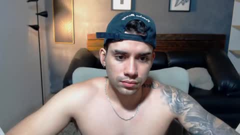 Snapshot of mike_montoya chatting on 03/29/26, 02:11 Mike Montoya online show from 03/29/26, 02:11