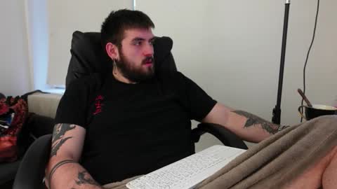 Snapshot of mike_platano chatting on 10/16/25, 05:19 MIKE PLATANO online show from 10/16/25, 05:19