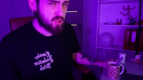 Snapshot of mike_platano chatting on 11/29/25, 09:51 MIKE PLATANO online show from 11/29/25, 09:51