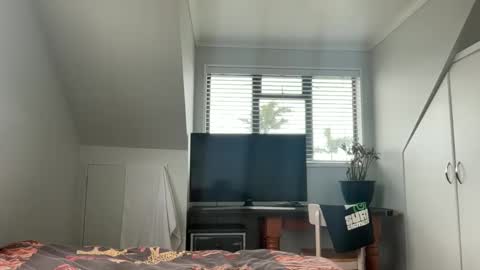 Mike online show from 10/12/25, 03:05