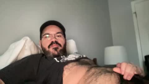 Snapshot of mikeatron2000 chatting on 12/25/24, 10:37 mikeatron2000 online show from 12/25/24, 10:37