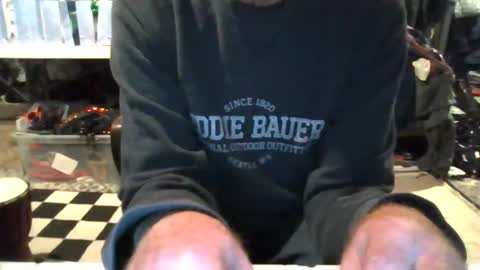 mikeb3200 online show from 02/03/25, 08:57