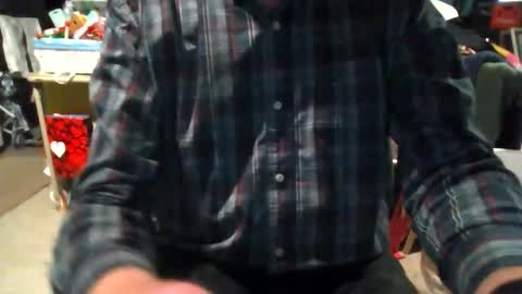 mikeb3200 online show from 03/31/26, 02:24