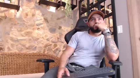 Mike Blare online show from 01/17/25, 07:27