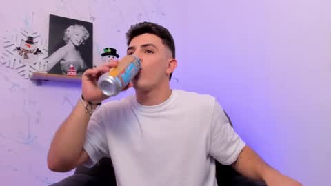 Snapshot of mikecooper_ chatting on 01/14/25, 07:38 Mike Cooper online show from 01/14/25, 07:38