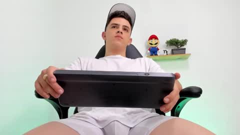 Snapshot of mikecooper_ chatting on 10/30/25, 12:34 Mike Cooper online show from 10/30/25, 12:34