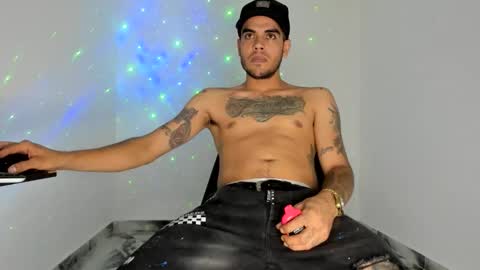 mikee_scooth online show from 05/18/26, 10:37