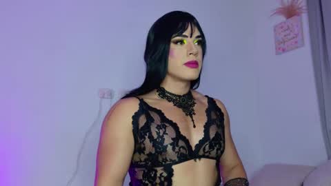 mikegaitan1 online show from 10/16/25, 05:58