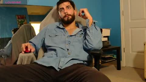 Snapshot of mikehawk1589 chatting on 01/04/25, 09:54 mikehawk1589 online show from 01/04/25, 09:54