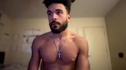 Snapshot of mikemikemikey9996 chatting on 10/14/25, 01:50 mikemikemikey9996 online show from 10/14/25, 01:50