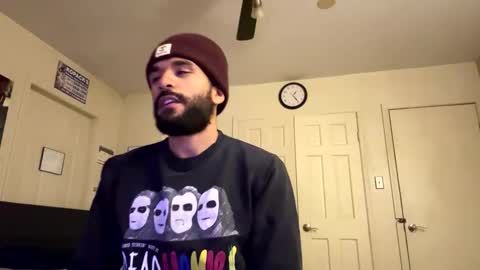 Snapshot of mikemikemikey9996 chatting on 11/19/25, 06:24 mikemikemikey9996 online show from 11/19/25, 06:24