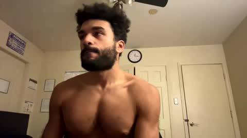 Snapshot of mikemikemikey9996 chatting on 12/05/25, 05:16 mikemikemikey9996 online show from 12/05/25, 05:16