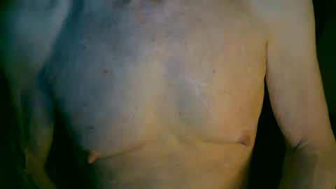 Snapshot of mikenyc55 chatting on 02/10/25, 09:47 mikenyc55 online show from 02/10/25, 09:47