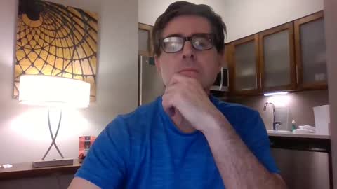 Snapshot of mikewulds chatting on 03/11/25, 02:54 Mike online show from 03/11/25, 02:54