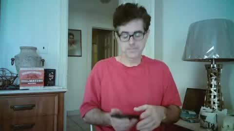 Snapshot of mikewulds chatting on 07/05/26, 01:40 Mike online show from 07/05/26, 01:40