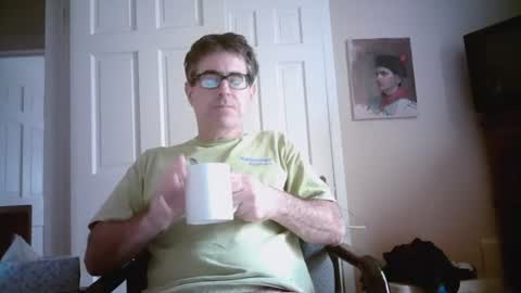 Snapshot of mikewulds chatting on 07/15/26, 03:50 Mike online show from 07/15/26, 03:50