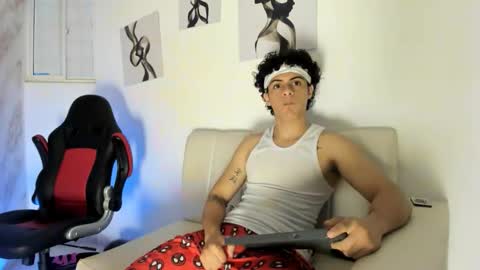 Snapshot of mikey_banji chatting on 11/08/25, 09:57 mikey_banji online show from 11/08/25, 09:57