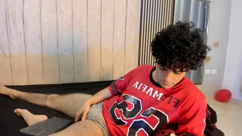 Snapshot of mikey_banji chatting on 11/29/25, 10:02 mikey_banji online show from 11/29/25, 10:02