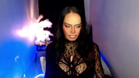 Mistress MikeyAlawi online show from 05/28/26, 10:34