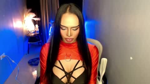 Mistress MikeyAlawi online show from 06/08/26, 05:30