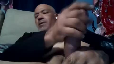 mikeyballer52 online show from 12/06/24, 02:35