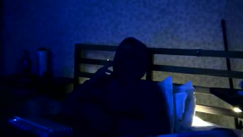 Snapshot of mikeygmklad chatting on 11/16/25, 02:55 m online show from 11/16/25, 02:55