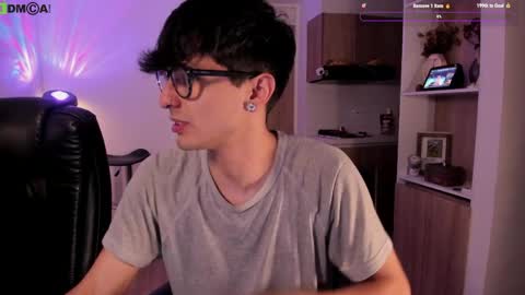 VIOLETAMIKE online show from 04/05/26, 01:36