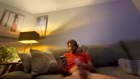 mikeywhite123 online show from 02/10/25, 08:20