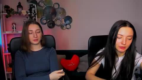 Miki online show from 03/25/26, 06:52