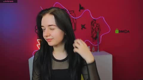 miki_ti online show from 04/19/26, 05:18