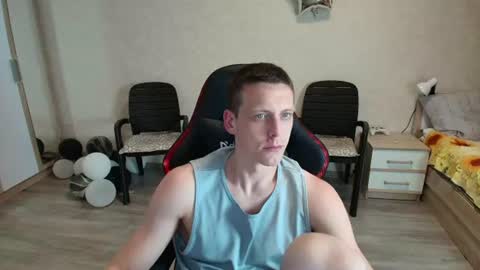 Snapshot of mikimaus0101 chatting on 06/24/26, 12:09 Michael online show from 06/24/26, 12:09