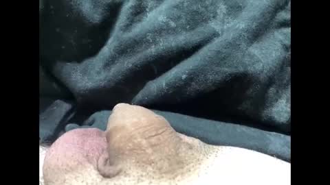 Snapshot of mikke332 chatting on 03/05/25, 08:00 mikke332 online show from 03/05/25, 08:00