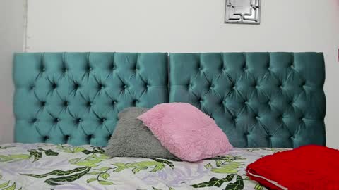 Mikoto Urb online show from 12/01/24, 10:21