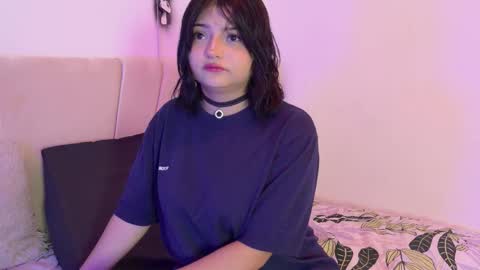 Mikoto Urb online show from 11/11/25, 07:36