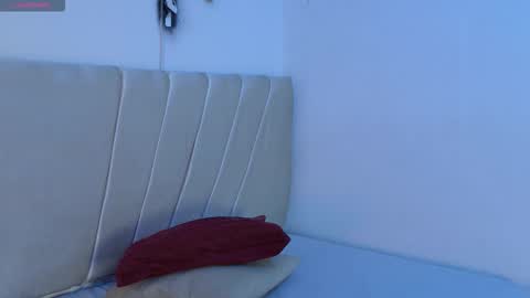 Mikoto Urb online show from 12/13/25, 10:48