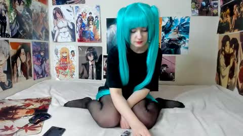 miku_frost online show from 03/02/26, 11:44