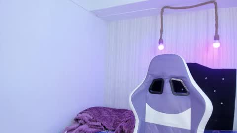   miku katsuragi  online show from 01/14/26, 01:55