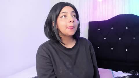   miku katsuragi  online show from 02/03/26, 05:16