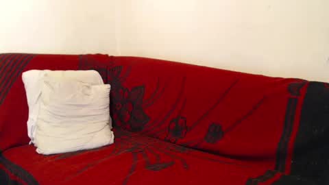 Snapshot of mikyzazo chatting on 01/30/25, 09:36 Miky Zazo online show from 01/30/25, 09:36