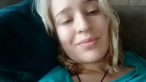 Mila 420 online show from 09/18/25, 01:02