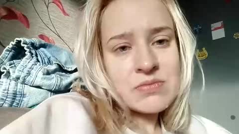 Mila 420 online show from 11/15/25, 09:28