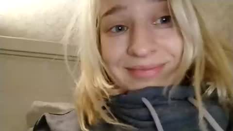 Mila 420 online show from 11/18/25, 10:03