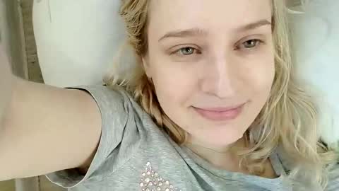 Mila 420 online show from 03/26/26, 11:27