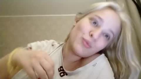 Mila 420 online show from 03/29/26, 10:10